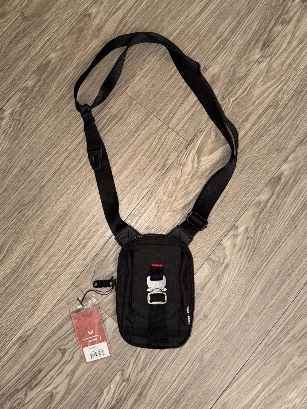 NEW ASRV Men’s DSG 0582 Weatherproof Phone Crossbody Bag